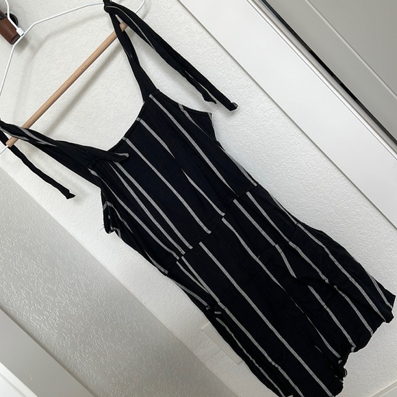 Billabong Black and White Striped Romper - Picture 1 of 5